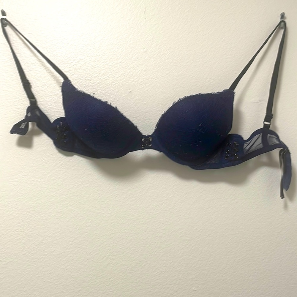 Victoria Secret bombshell plunge bra